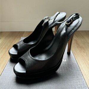 Brand new Cole Haan ‘Stephanie’ peep toe heel; with Nike Air. Size 7.5!